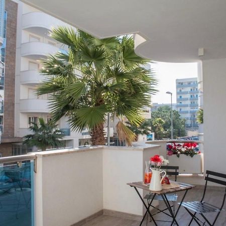 Nilu In Citta - Nuovo Appartamento Con Vista Mare 모노폴리 외부 사진