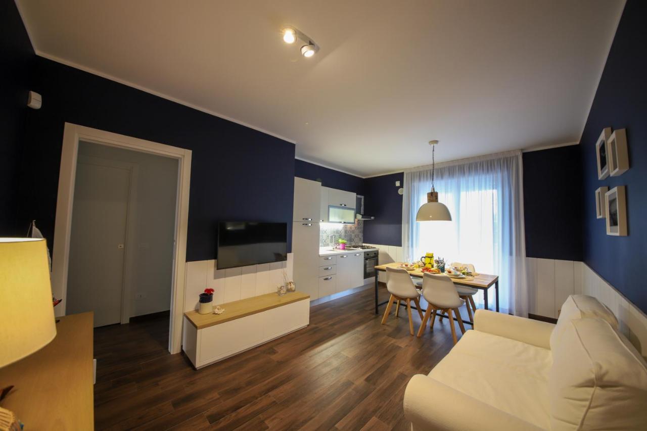 Nilu In Citta - Nuovo Appartamento Con Vista Mare 모노폴리 외부 사진